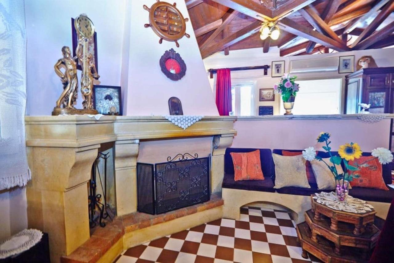Anemelia' Villa Agios Dimitrios  ภายนอก รูปภาพ