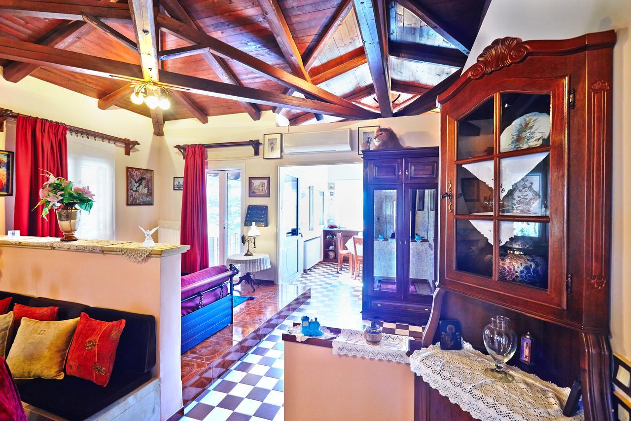 Anemelia' Villa Agios Dimitrios  ภายนอก รูปภาพ